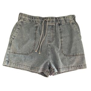 NWOT Pink Lily High Waist Blue Denim Shorts